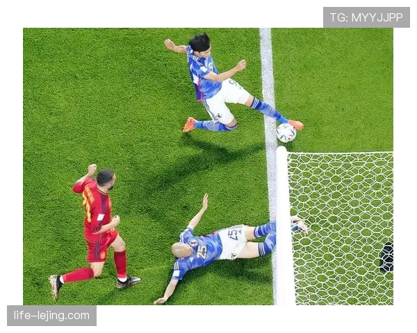 拉人犯规的细节判罚规则有哪些，裁判如何精准识别？