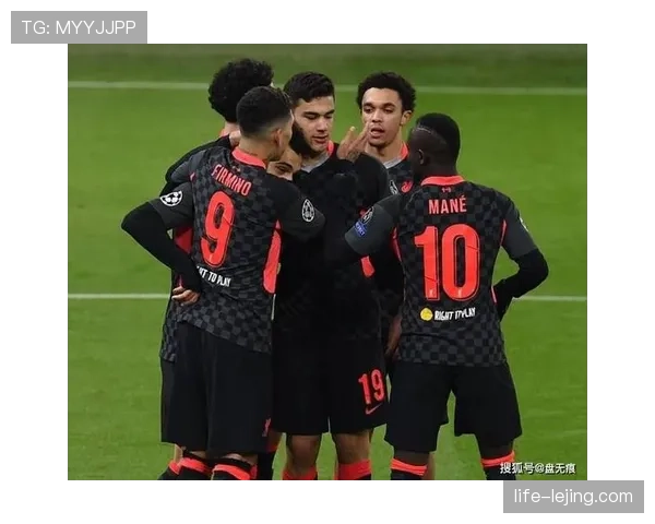 乌加特的中场拦截与回追：比赛阅读能力解析