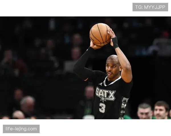 保罗组织效率提升，关键回合主导能力改变球队进攻节奏